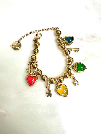 Pulsera estilo militar con corazones " Love Key " de La Locura De Marnie