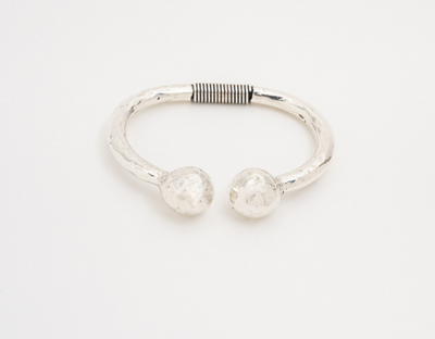 Pulsera Cuff de bolas TUCCO